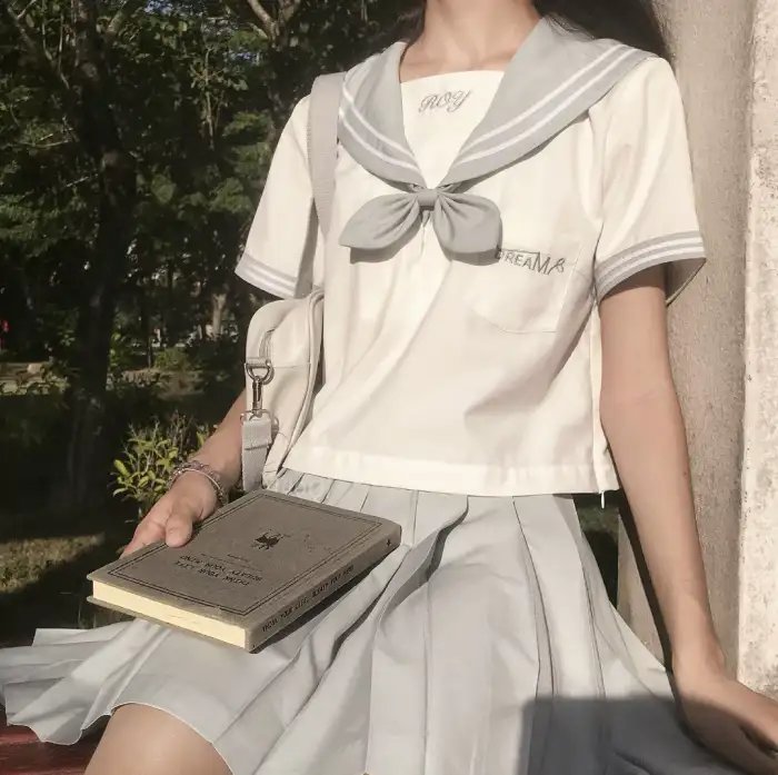 黑月亮